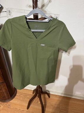 Figs Olive Green Classic V-Neck Scrub Top